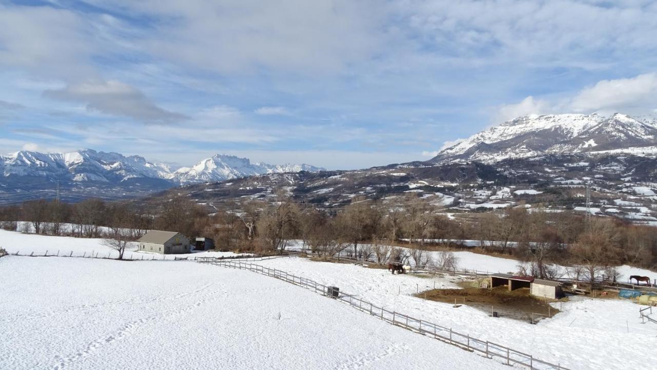 Appartement Offrant Une Magnifique Vue Des Montagnes Saint-Leger-les-Melezes Buitenkant foto